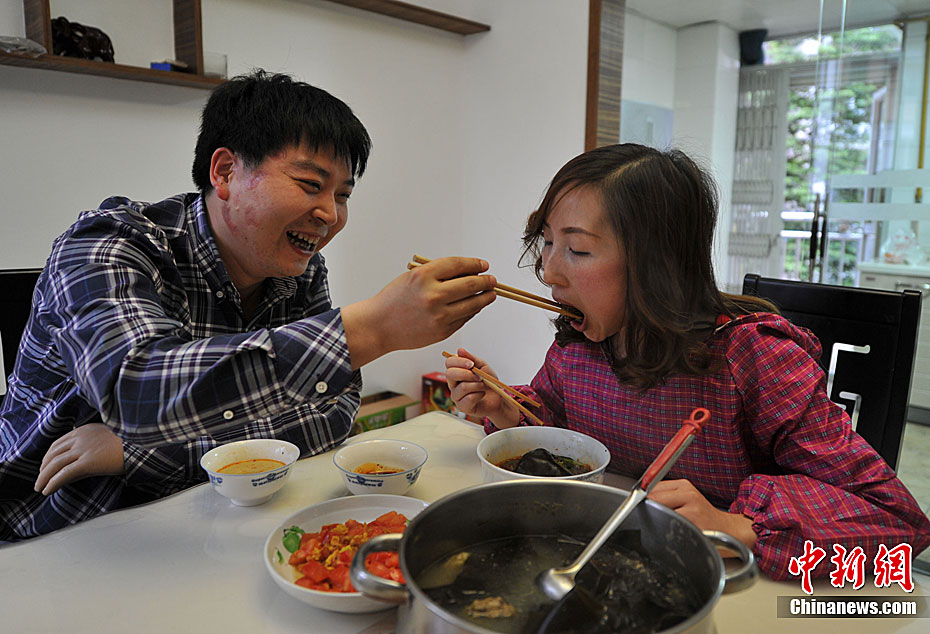 汶川地震三周年:独臂人马元江的平常生活